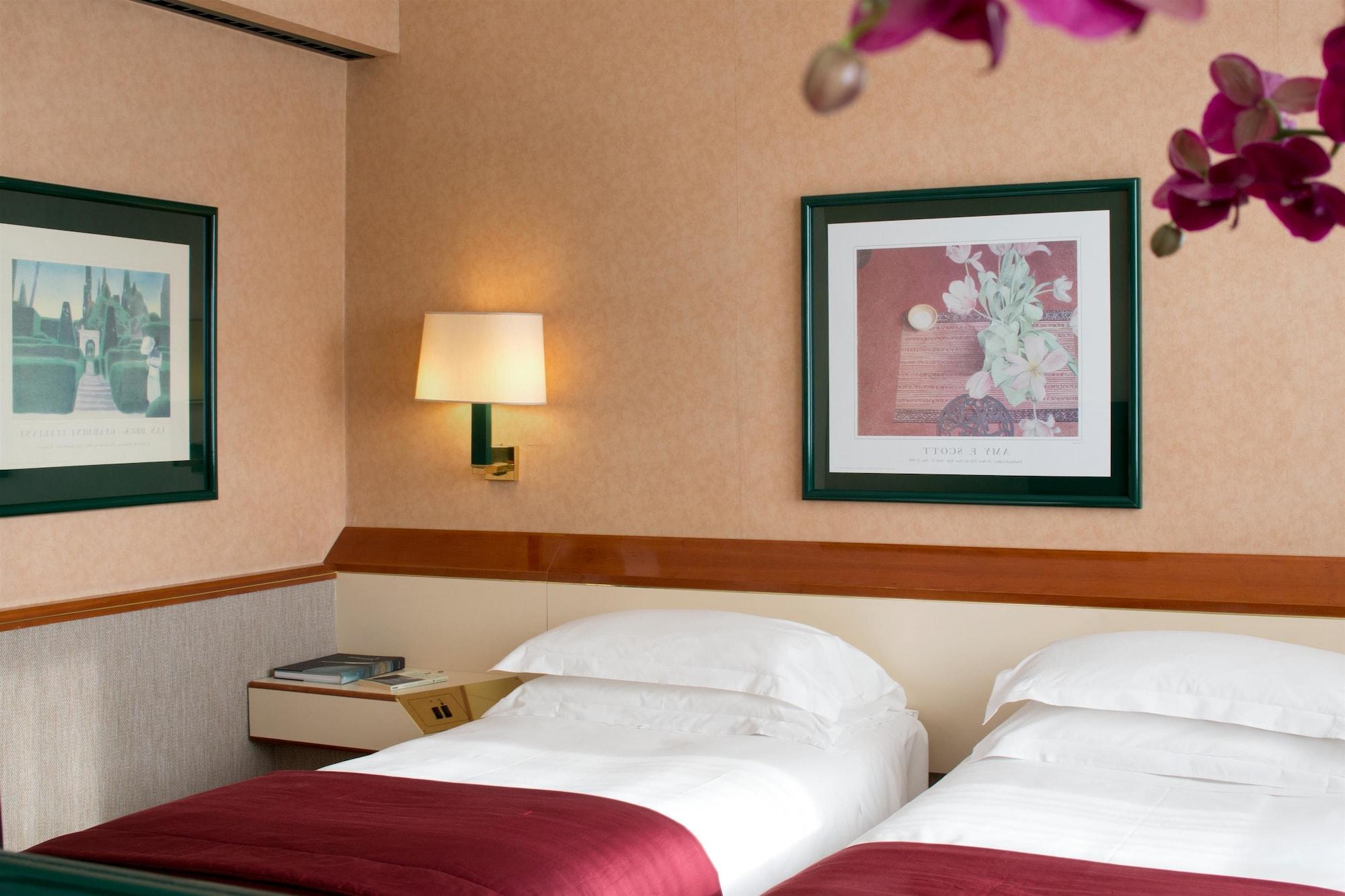 Starhotels President Genoa Exterior photo